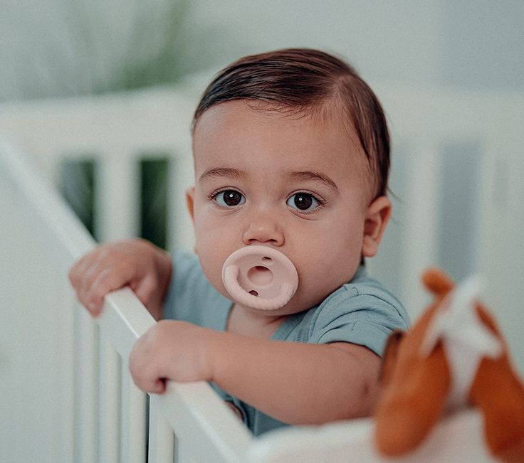 Flat Pacifier Vs Round