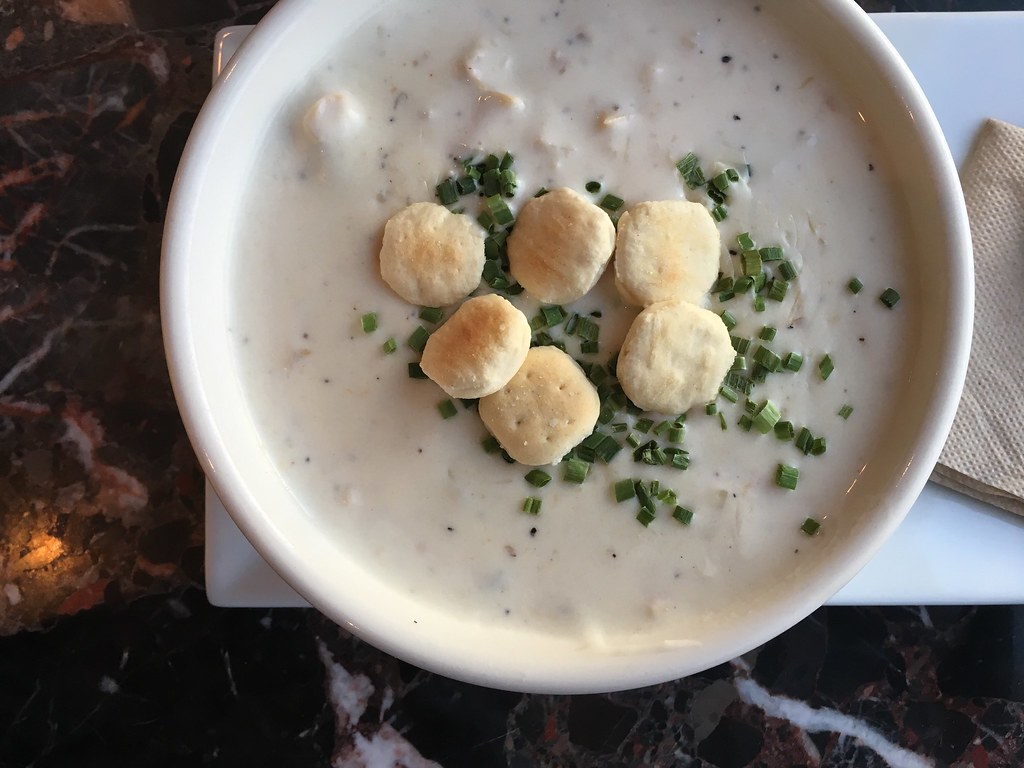 Can You Eat Clam Chowder While Pregnant?