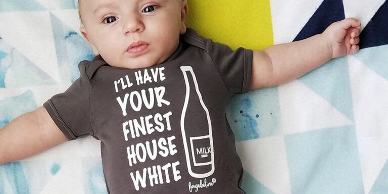 The Ultimate Guide to Baby Onesies: Comfort, Types